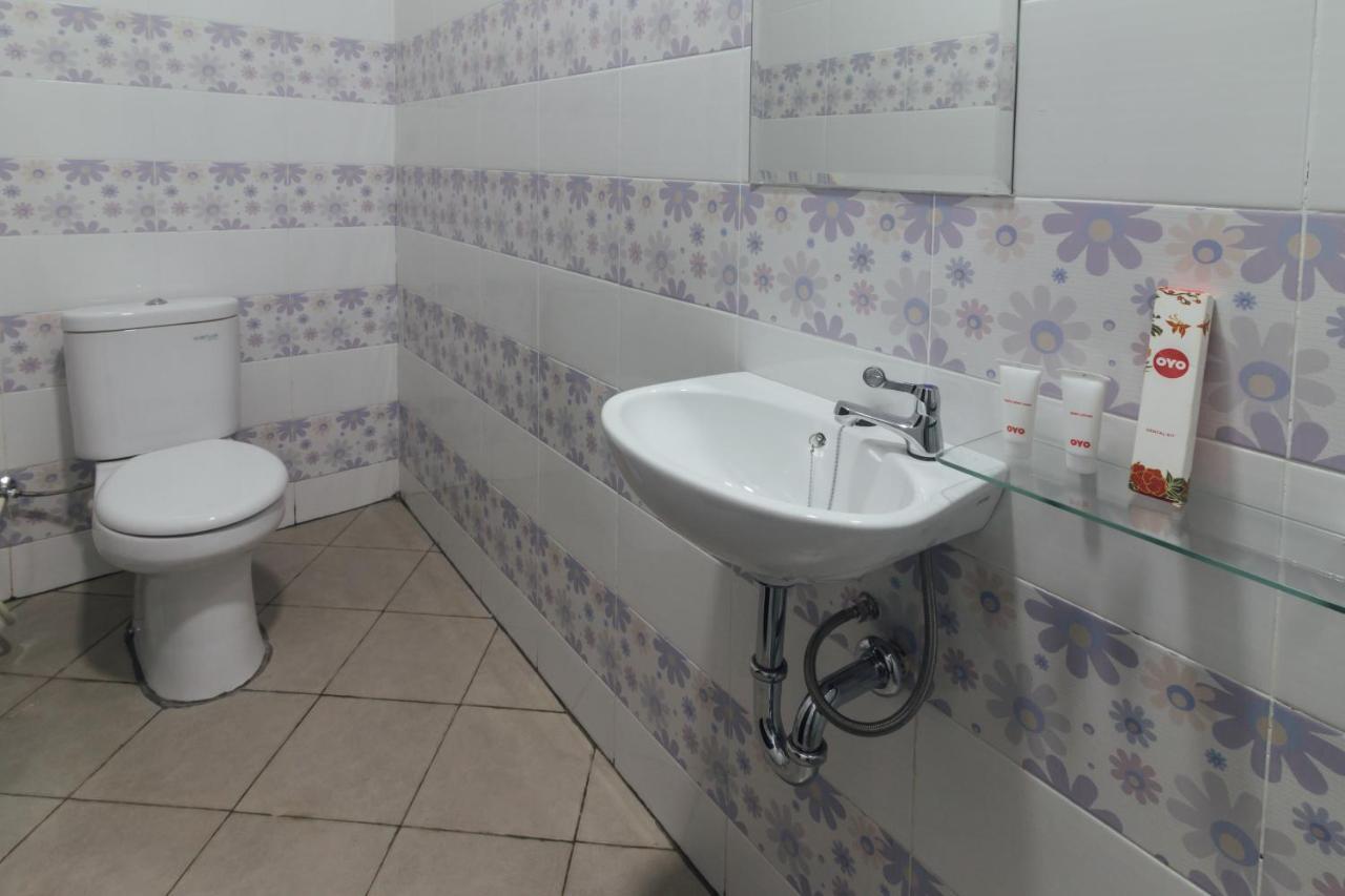 Clean & Comfort Homestay アンボン エクステリア 写真