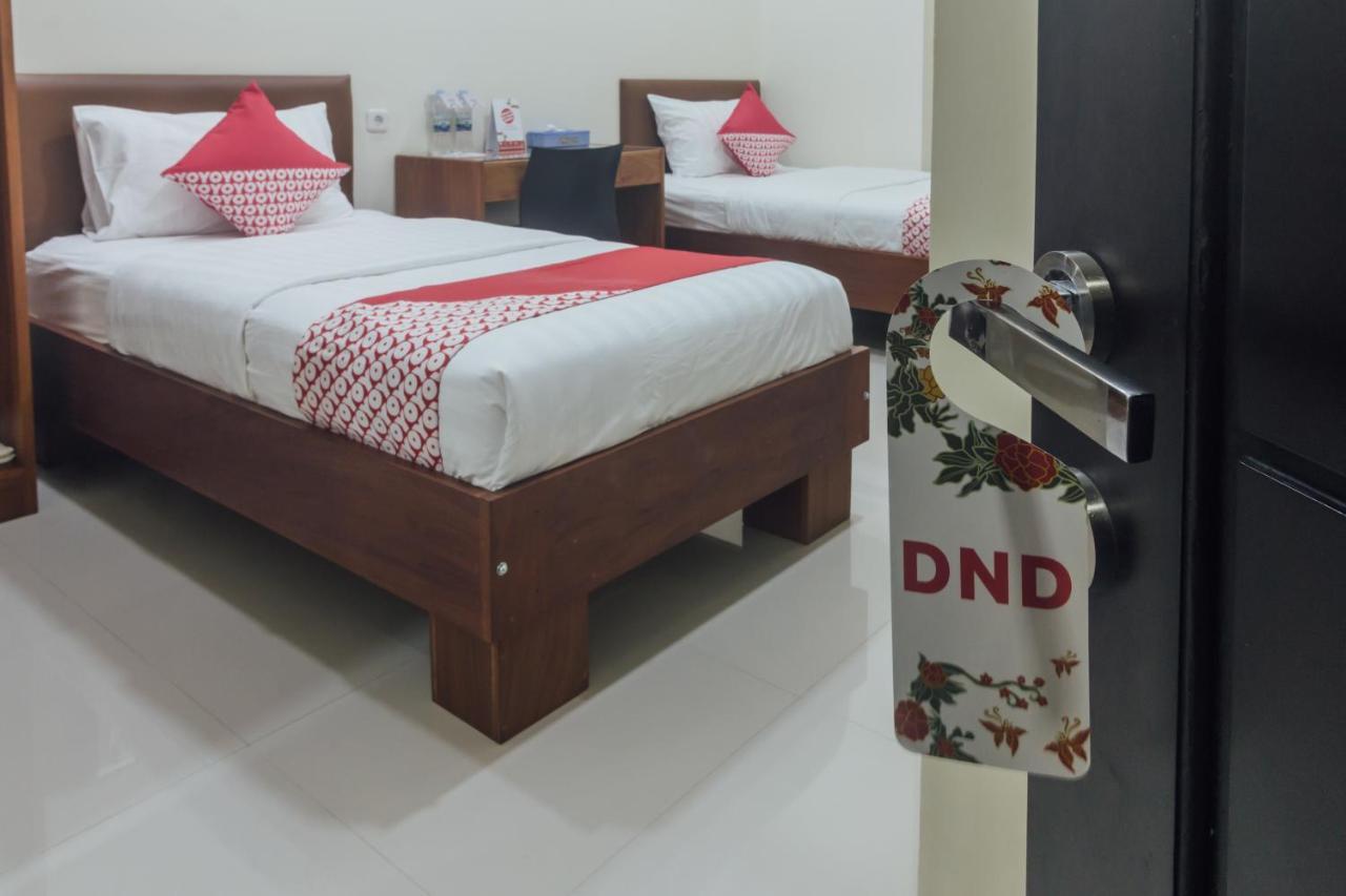 Clean & Comfort Homestay アンボン エクステリア 写真