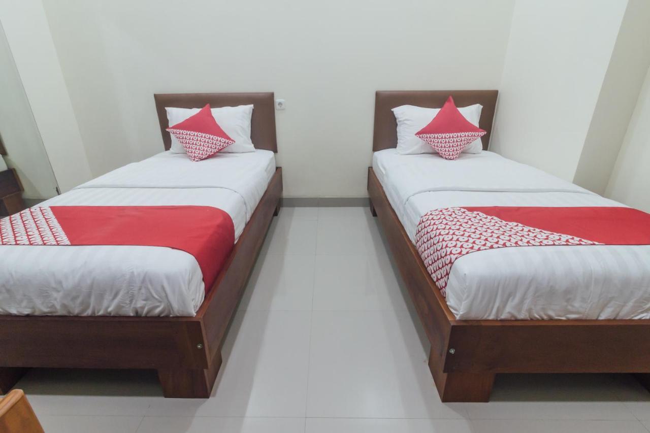 Clean & Comfort Homestay アンボン エクステリア 写真