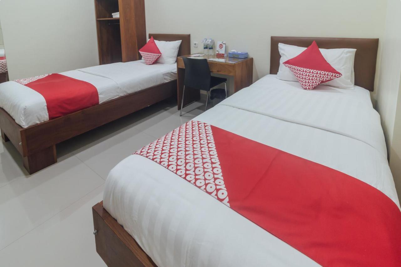 Clean & Comfort Homestay アンボン エクステリア 写真