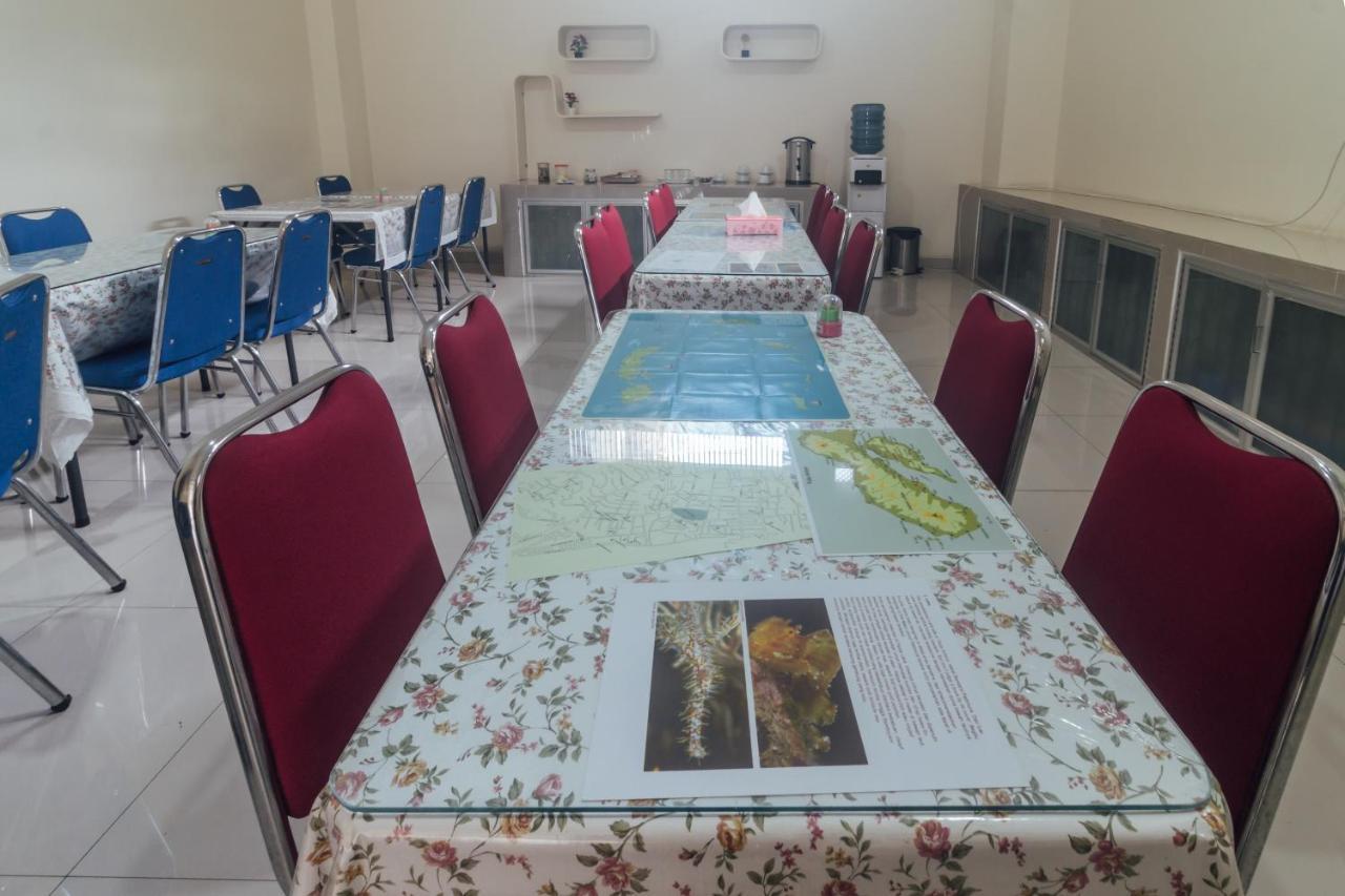 Clean & Comfort Homestay アンボン エクステリア 写真