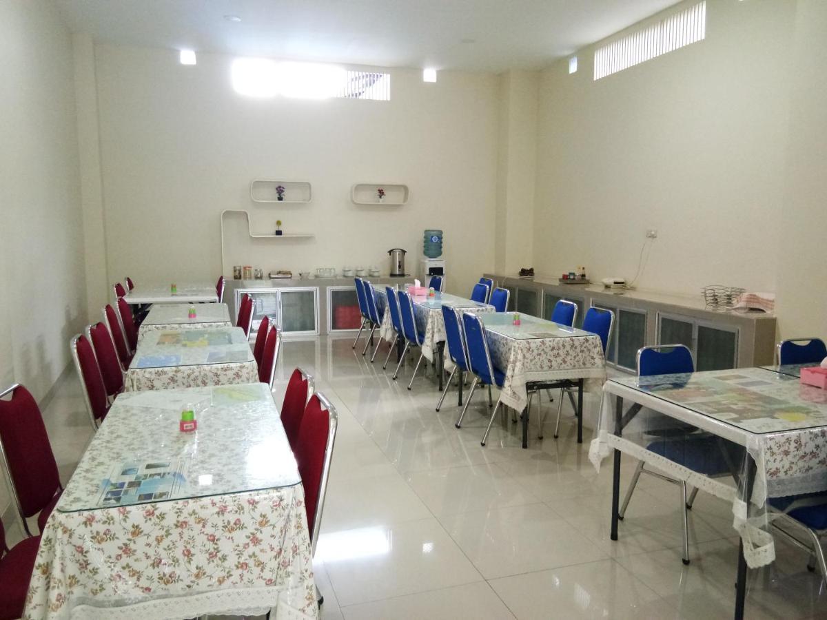 Clean & Comfort Homestay アンボン エクステリア 写真